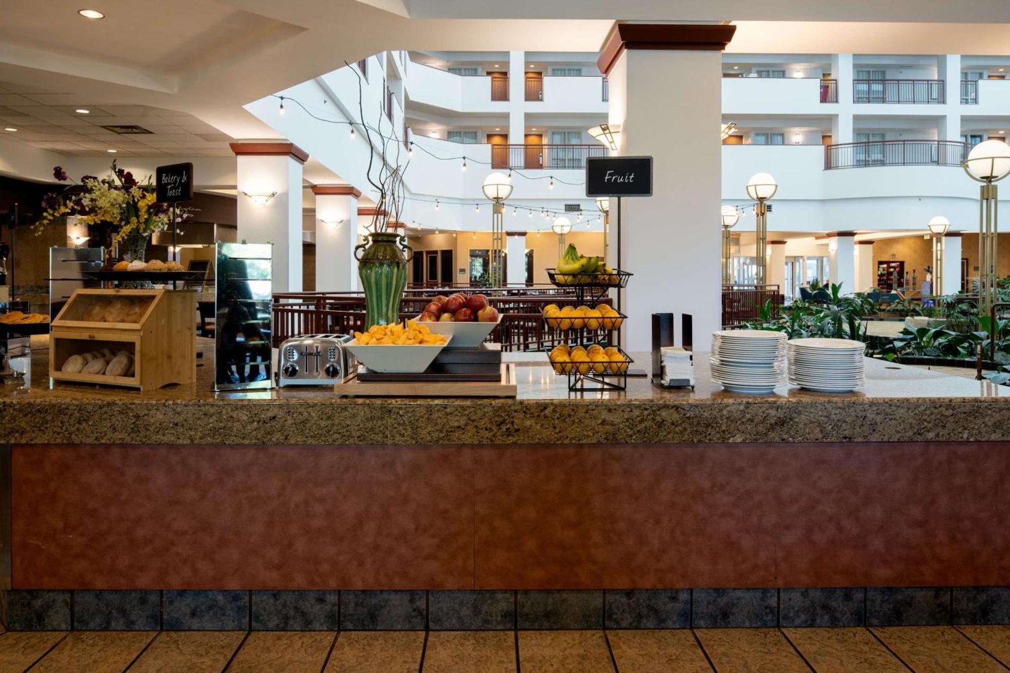 Embassy Suites By Hilton Portland Airport Eksteriør billede