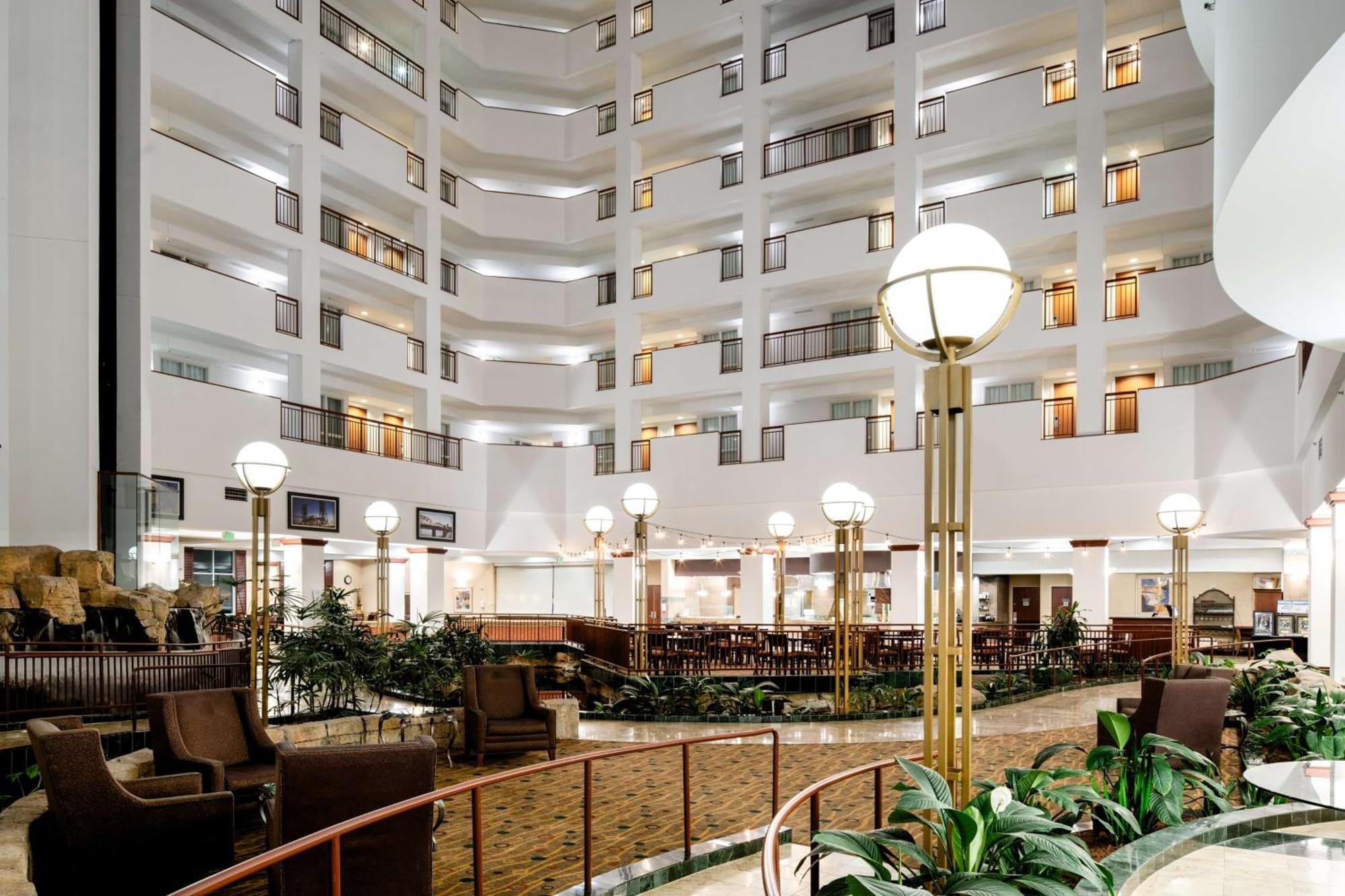 Embassy Suites By Hilton Portland Airport Eksteriør billede